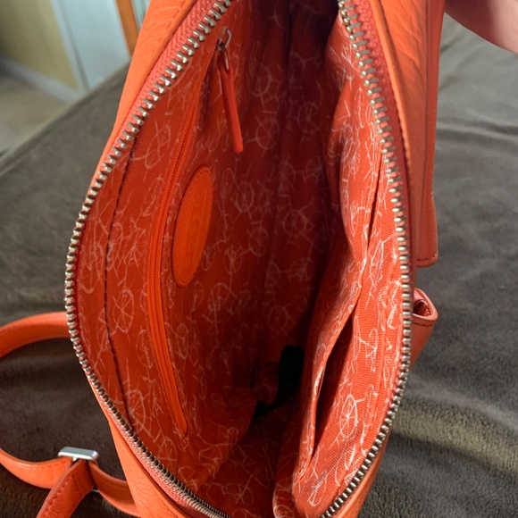 Fossil Leather Riley Crossbody - Picture 10 of 15